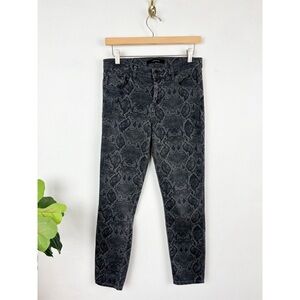 J Brand Women's Gray Snakeskin Print Mid Rise Jeans Sz 28
